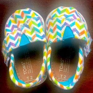 Toms size 6-12 month shoes